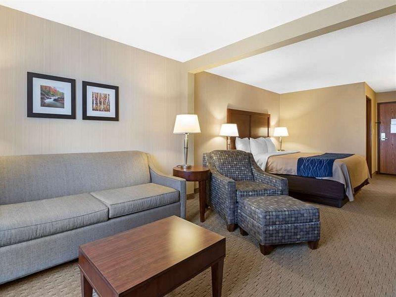 Comfort Inn Iron Mountain Exterior foto