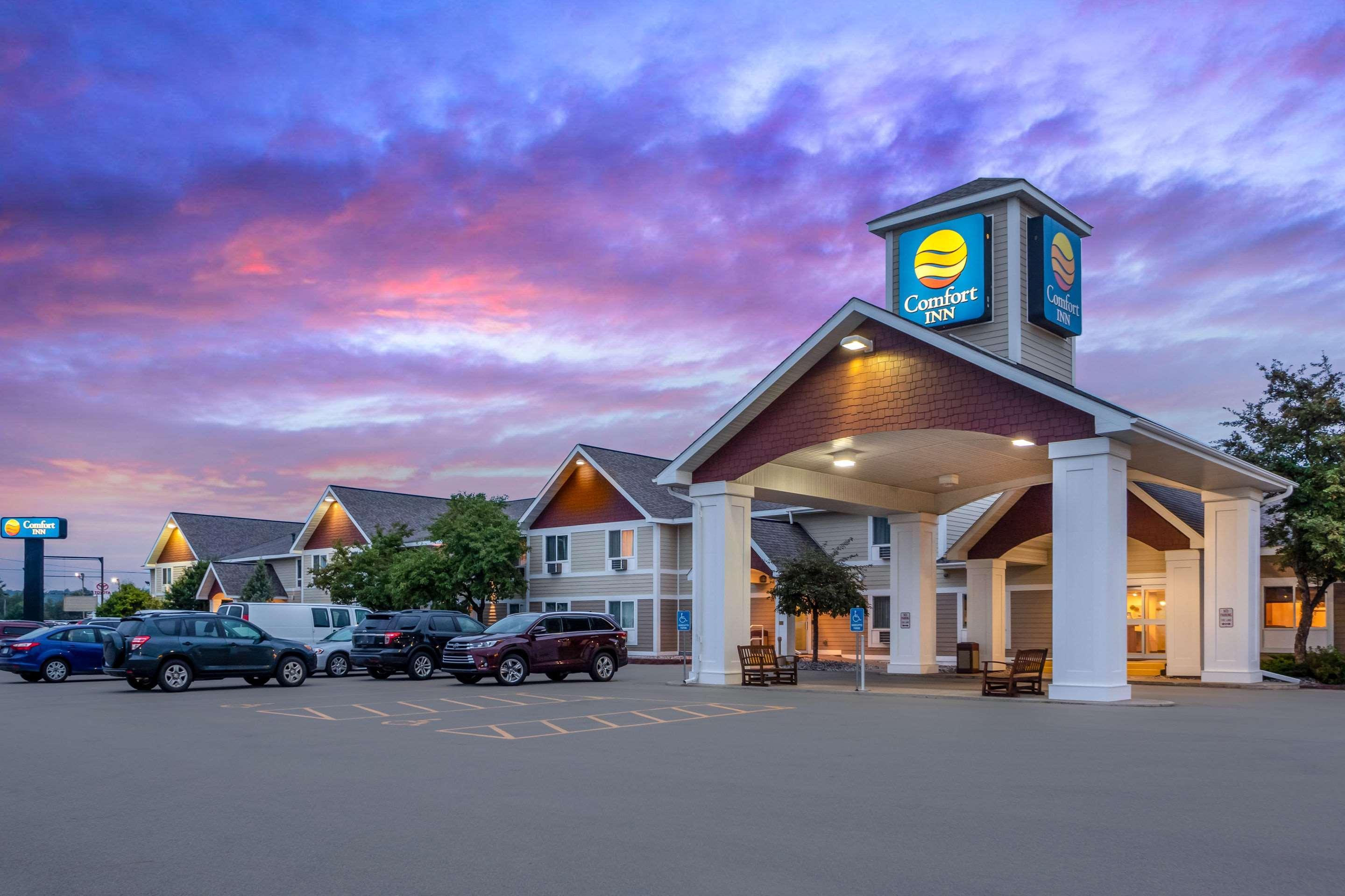 Comfort Inn Iron Mountain Exterior foto