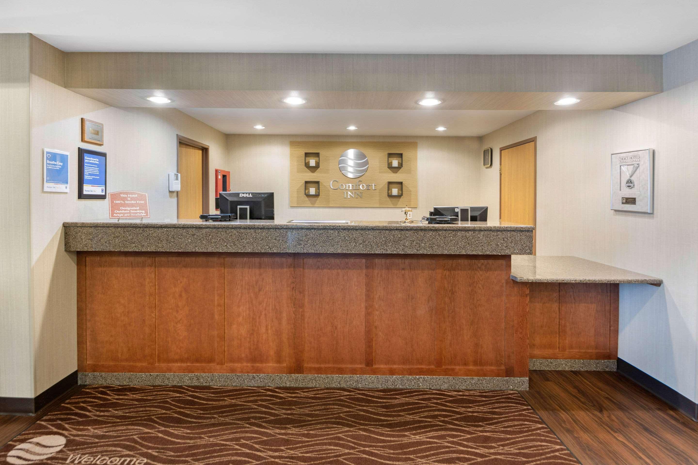 Comfort Inn Iron Mountain Exterior foto